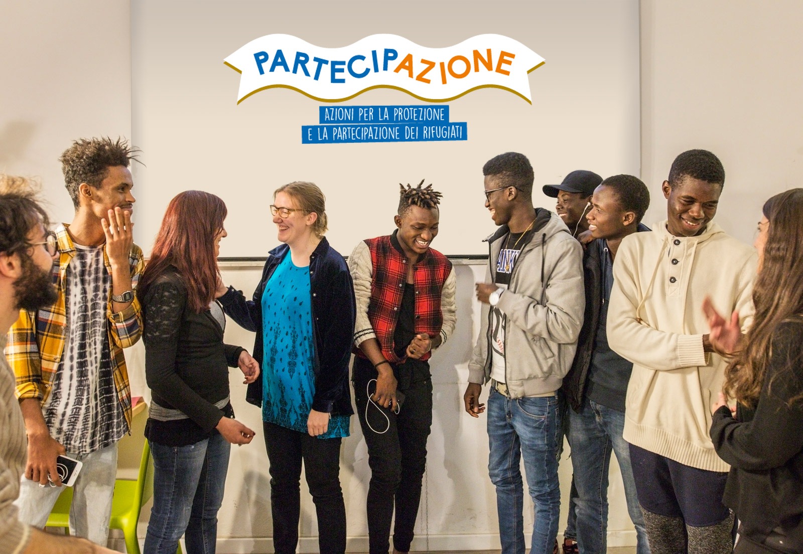 Foto con un gruppo di giovani