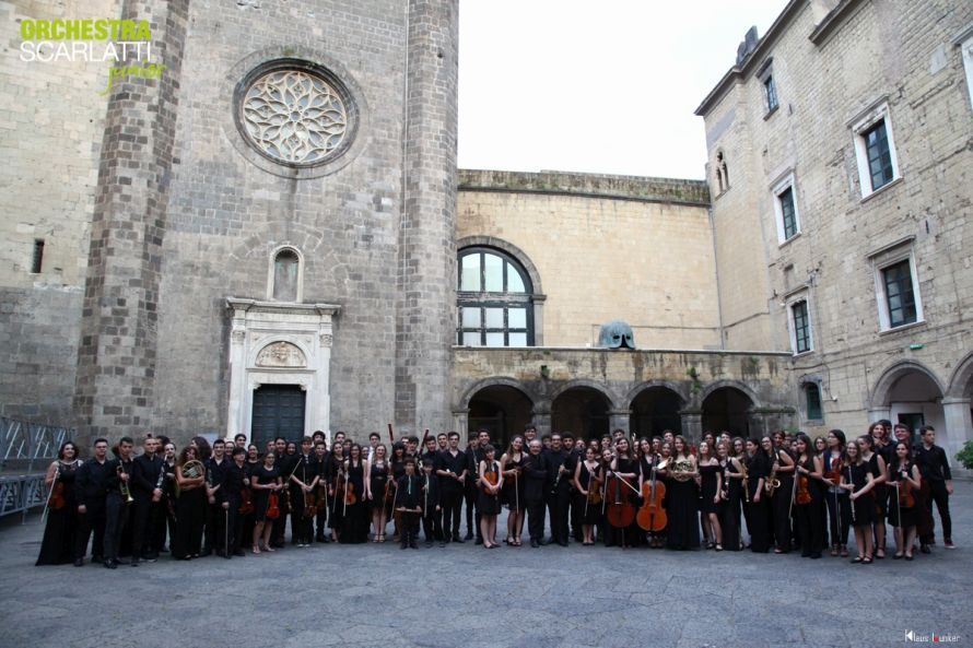 Orchestra Scarlatti nel cortile del Maschio Angioino