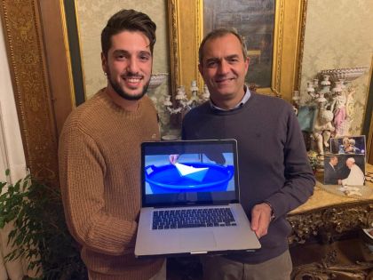 Il sindaco de Magistris con Luca Esposito