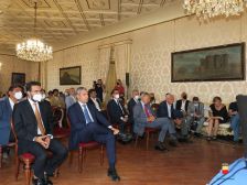  foto della conferenza stampa