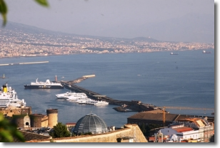 Vista dall'alto del molo San Vincenzo