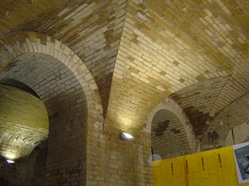 struttura a volte e ad archi di antico fabbricato