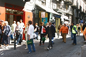 Qualche scatto all'interno dei Decumani (1.54 MB)