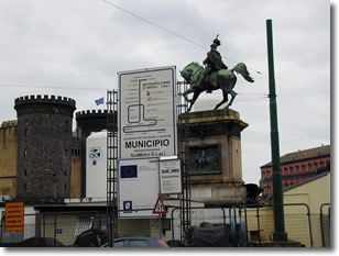 foto del cantiere della Metropolitana in piazza Municipio