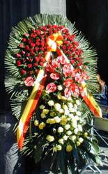 La Corona di fiori del Sindaco di Napoli e della Municipalità