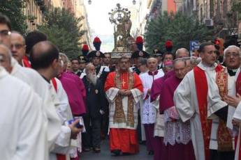 Altra fase della cerimonia religiosa con il Cardinale Sepe