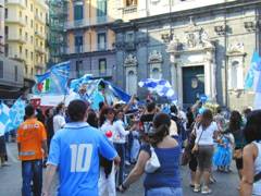 Tifosi in Piazza Trieste e Trento (3.05 MB)