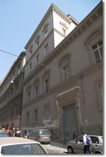 Università "Federico II" (ex mensa): Via Mezzocannone, 14