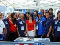 Scarica le foto dell'evento - La squadra Italiana e gli Sponsor (Lete e Carpisa) (1.2 MB)