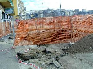 Voragine in Via Michelangelo Da Caravaggio (2) (1.28 MB)