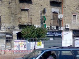 Dissesto statico edificio in Via Stadera (2) (1.7 MB)