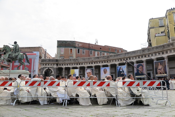 La celebrazione di Piazza del Plebiscito