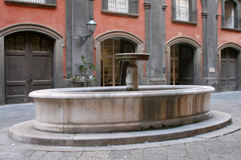 cortile delle carrozze, palazzo reale  