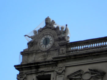  l'incoronata a Capodimonte l'orologio
