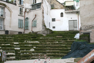 teatro romano via S. Paolo