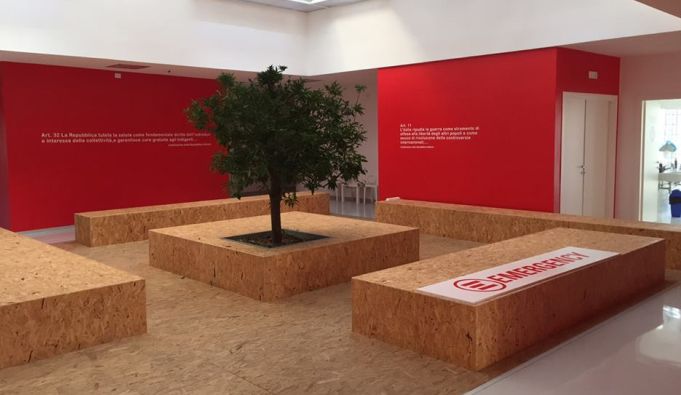 Un ambulatorio di Emergency aperto a chiunque ne abbia bisogno