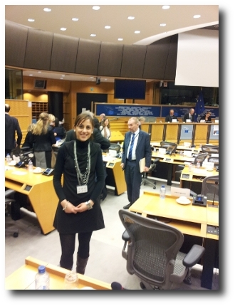 foto della stagista al parlamento europeo