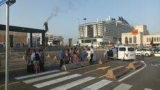 Nuove corsie alla Stazione Centrale e al Molo Beverello per i taxi in attesa