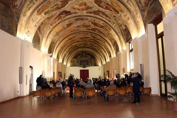 Cartello di lavori in corso zoo di Napoli