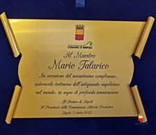 Il Sindaco Manfredi ha ricevuto oggi a Palazzo San Giacomo il maestro artigiano Mario Talarico in occasione del suo novantesimo compleanno