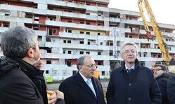 Abbattimento della Vela Rossa a Secondigliano