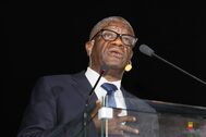 medaglia della città di Napoli a Denis Mukwege
