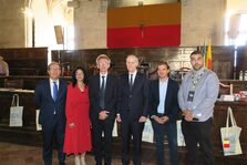 Studenti alla prova de 'La dictée pour tous' nell'ambito della settimana franco - napoletana