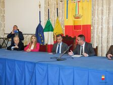 Arcobaleno napoletano, beneficenza con le eccellenze della Campania