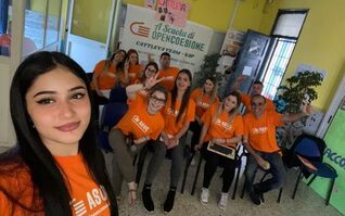 immagine del team cattleya dell'istituto Vitruvio di Castellammare di Stabia